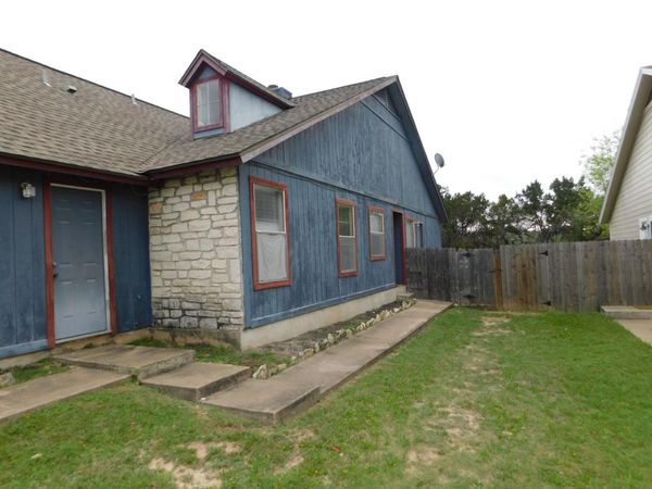 522 Cutty TRL, Unit B, Lakeway, TX 78734