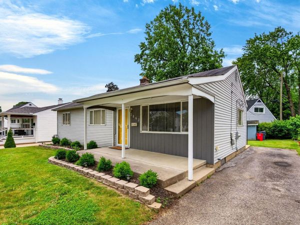 2867 Columbus Street , Grove City, OH 43123