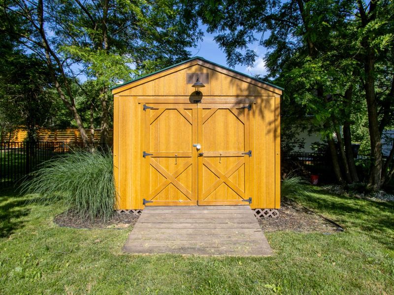 39 S Highland Court , Howard, OH 43028 Photo 33