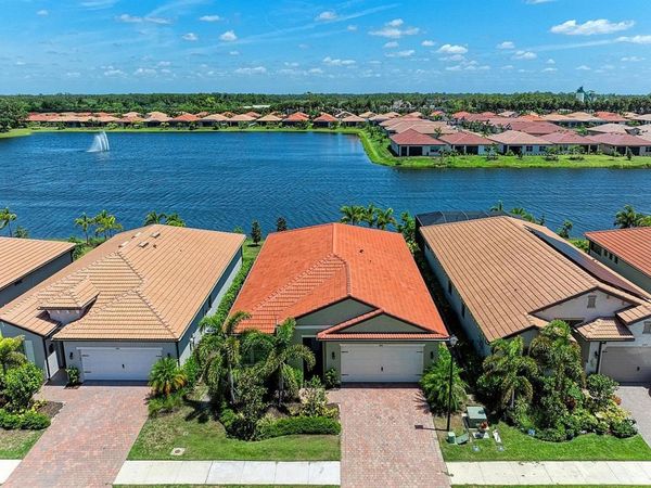 244 VILLORESI BOULEVARD , NOKOMIS, FL 34275