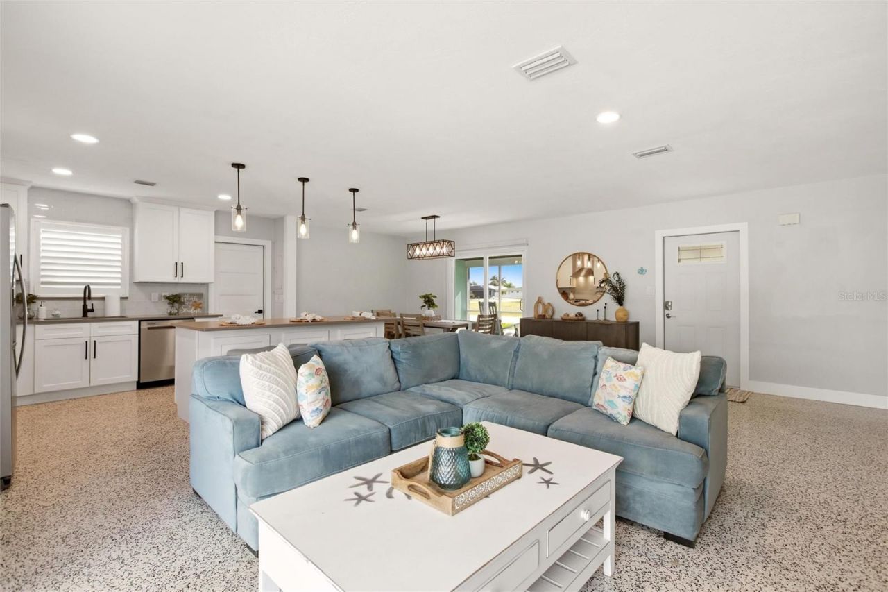 174 Severin Road Se, Port Charlotte, FL 33952 Photo