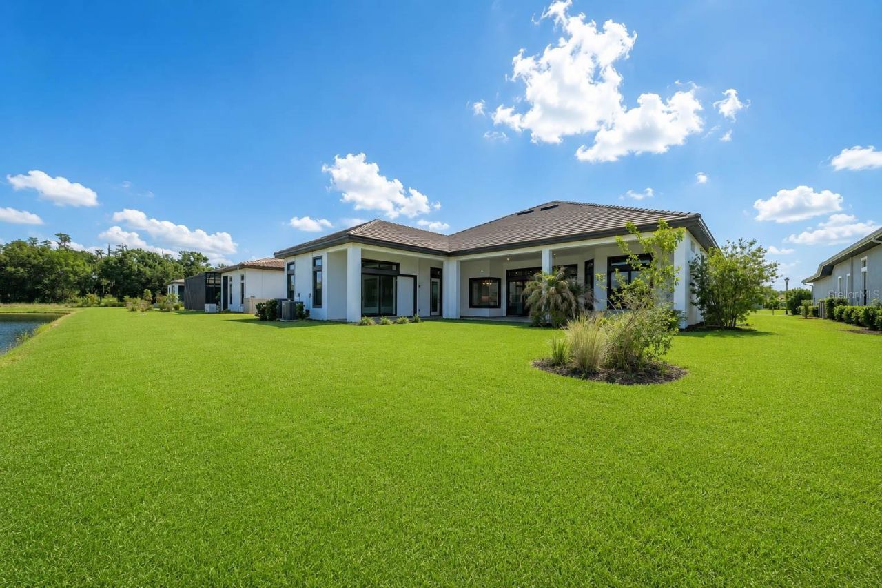 4866 Freccia Loop, Wesley Chapel, FL 33543 Photo