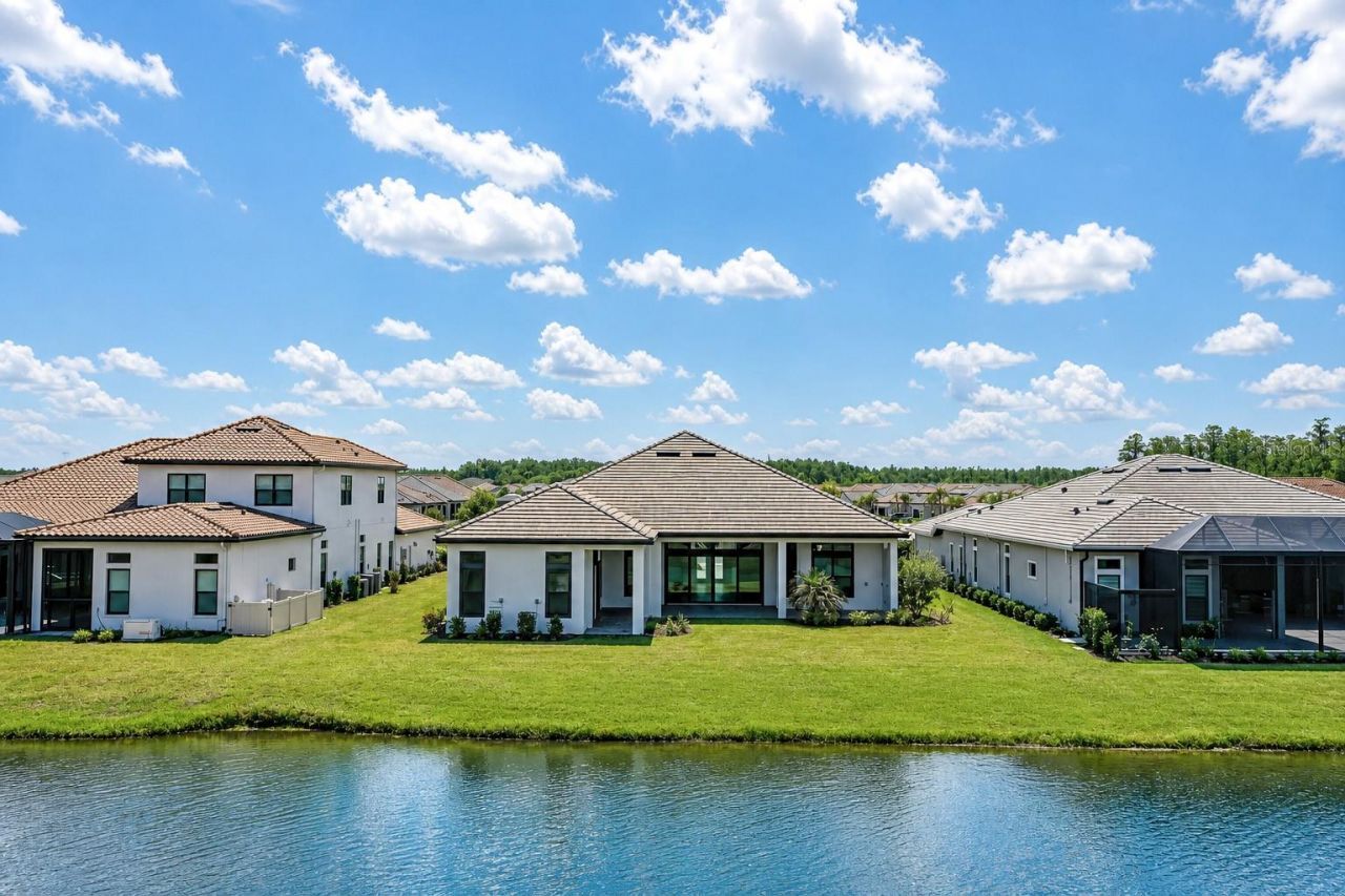 4866 Freccia Loop, Wesley Chapel, FL 33543 Photo