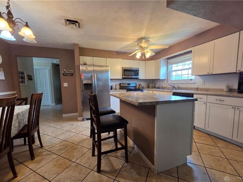 3635 Kemp Road, Beavercreek, OH 45431 Photo 12