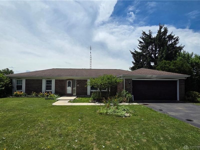 3635 Kemp Road, Beavercreek, OH 45431 Photo 3
