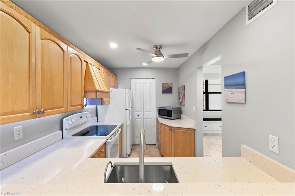 591 Seaview Ct, Unit A508, Marco Island, FL 34145 Photo
