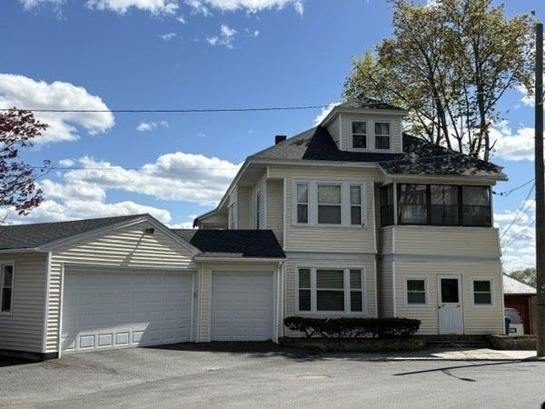 15-17 Allyn Ter, Lawrence, MA 01841