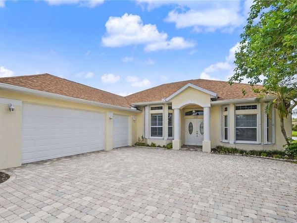 680 Sarina Terrace SW, Vero Beach, FL 32968