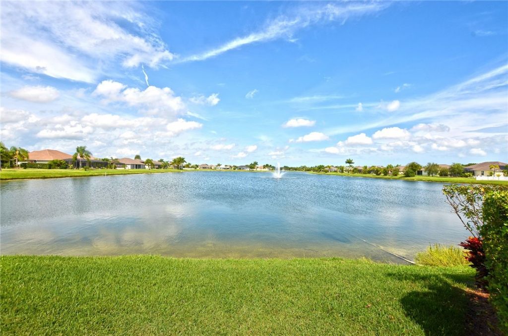 680 Sarina Terrace Sw, Vero Beach, FL 32968 Photo