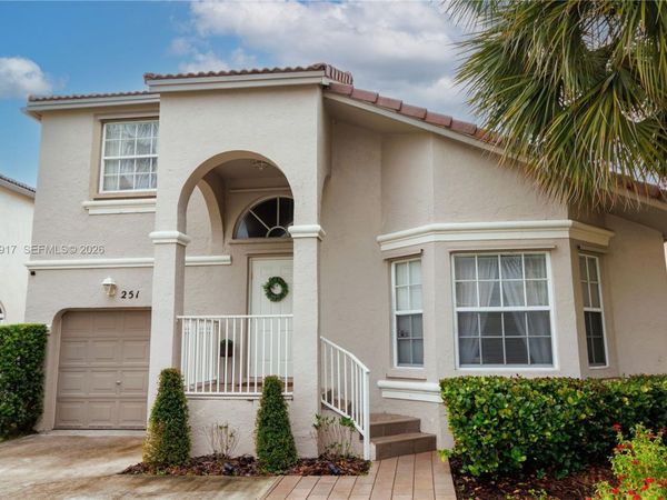 251 NW 151st Ave , Pembroke Pines, FL 33028