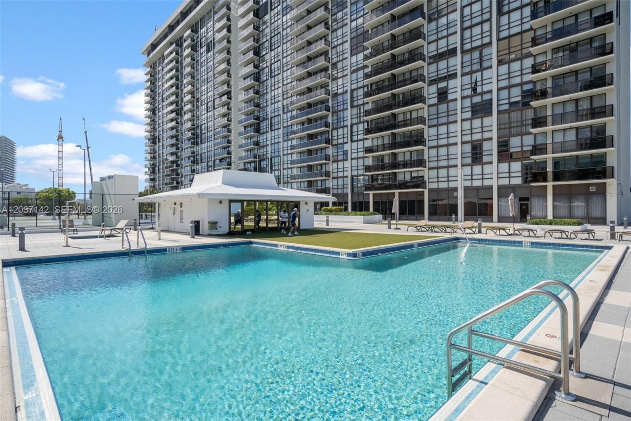 600 NE 36th St, Unit 1006, Miami, FL 33137 Photo