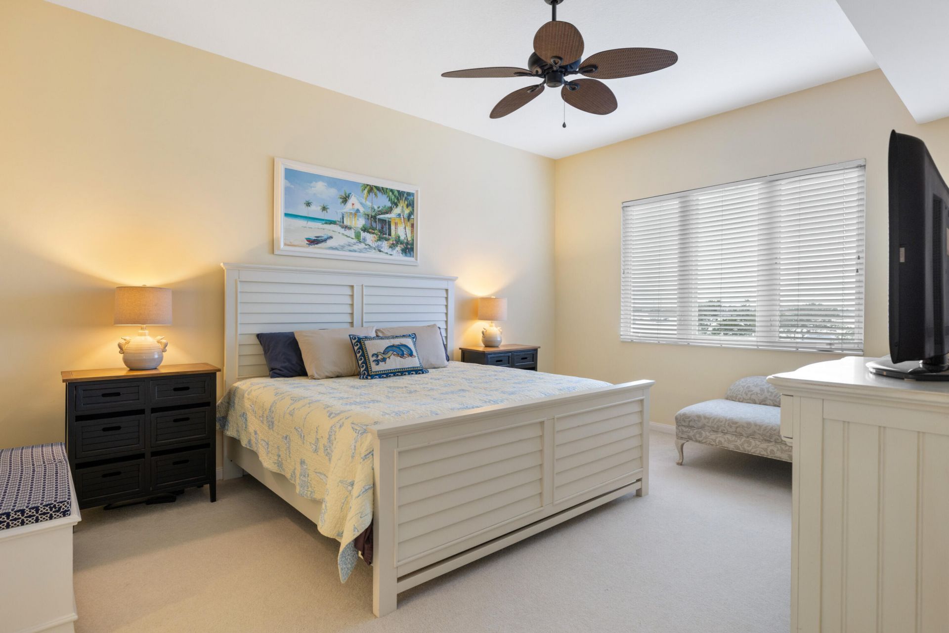 33 Harbour Isle Drive W, Unit 201, Fort Pierce, FL 34949 Photo