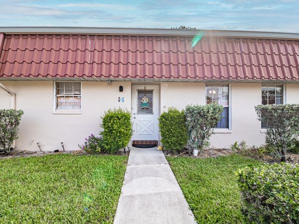 849 Salem Lane, Lake Worth, FL 33467