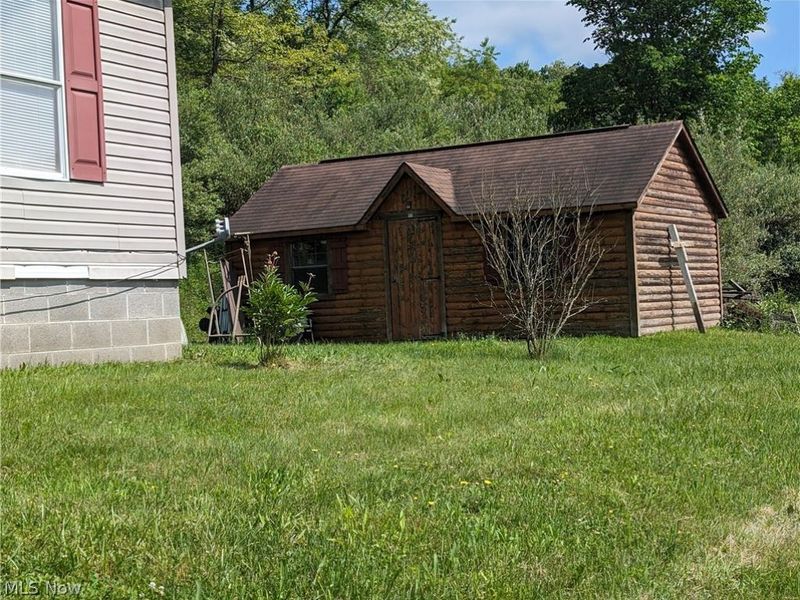 2492 Irish Ridge Road , East Liverpool, OH 43920 Photo 16