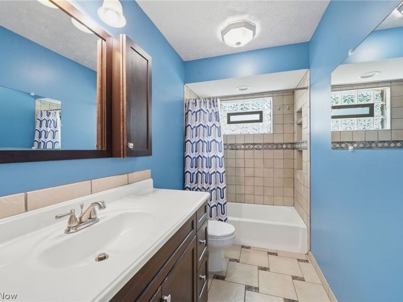 359 Alpha Avenue , Akron, OH 44312 Photo 18