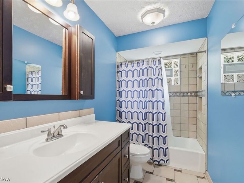 359 Alpha Avenue , Akron, OH 44312 Photo 19