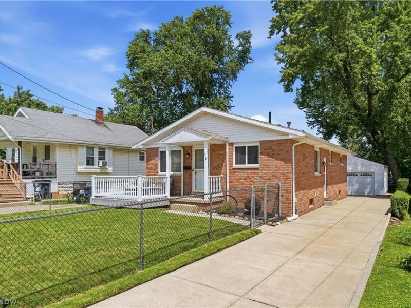 359 Alpha Avenue , Akron, OH 44312 Photo 2