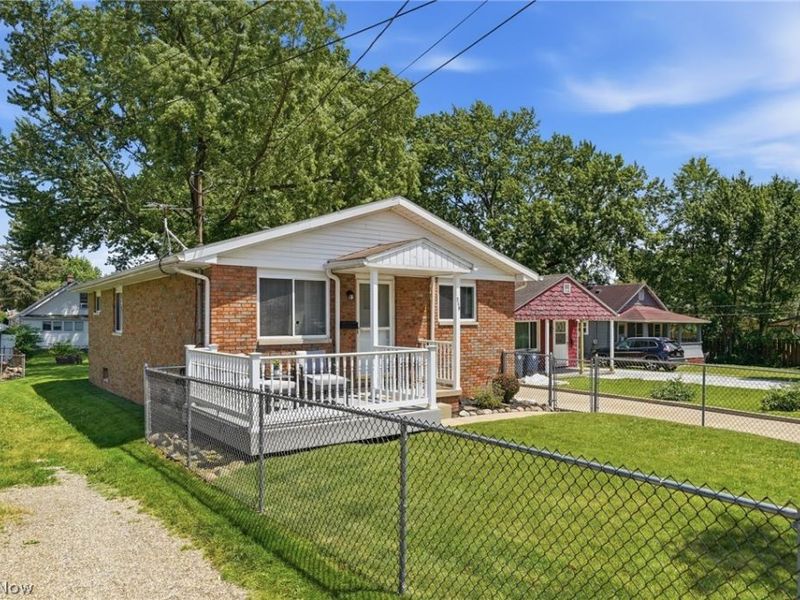 359 Alpha Avenue , Akron, OH 44312 Photo 3