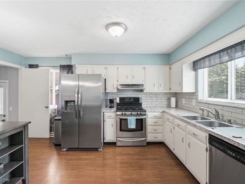 359 Alpha Avenue , Akron, OH 44312 Photo 7