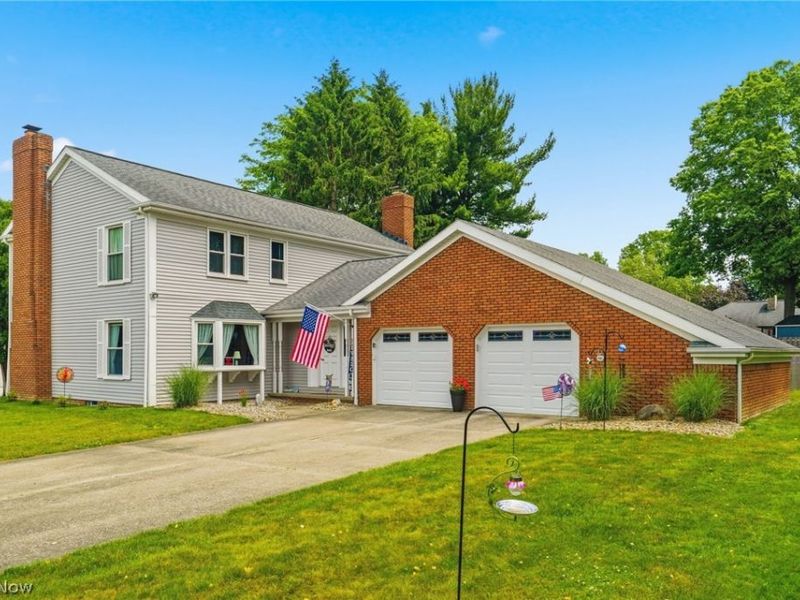1200 Briarview Avenue NW, North Canton, OH 44720 Photo 2