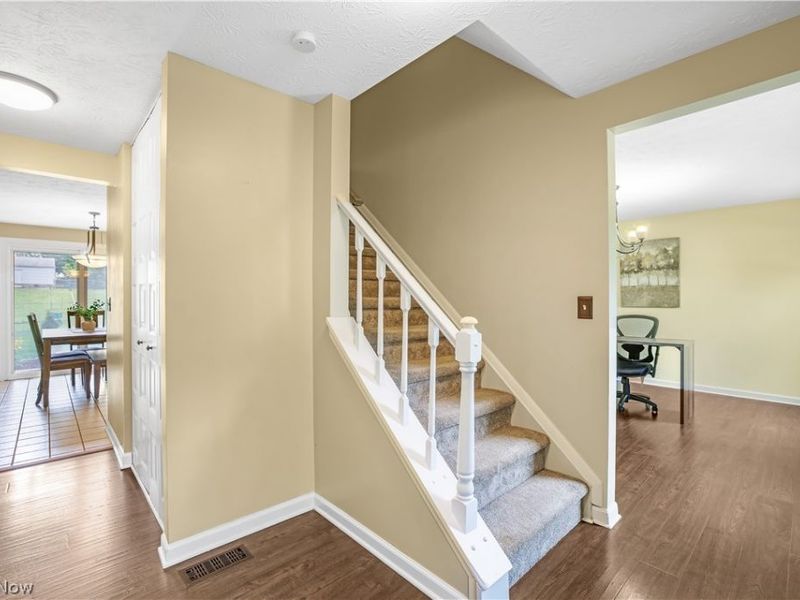 4583 Wildflower Drive , Uniontown, OH 44720 Photo 3