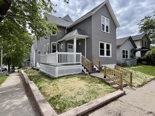 2501 W Michigan STREET, Milwaukee, WI 53233