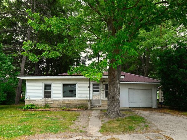 436 W Jefferson Street , Winamac, IN 46996