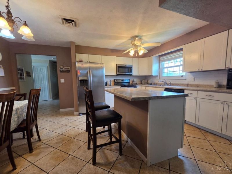 3635 Kemp Road, Beavercreek, OH 45431 Photo 12