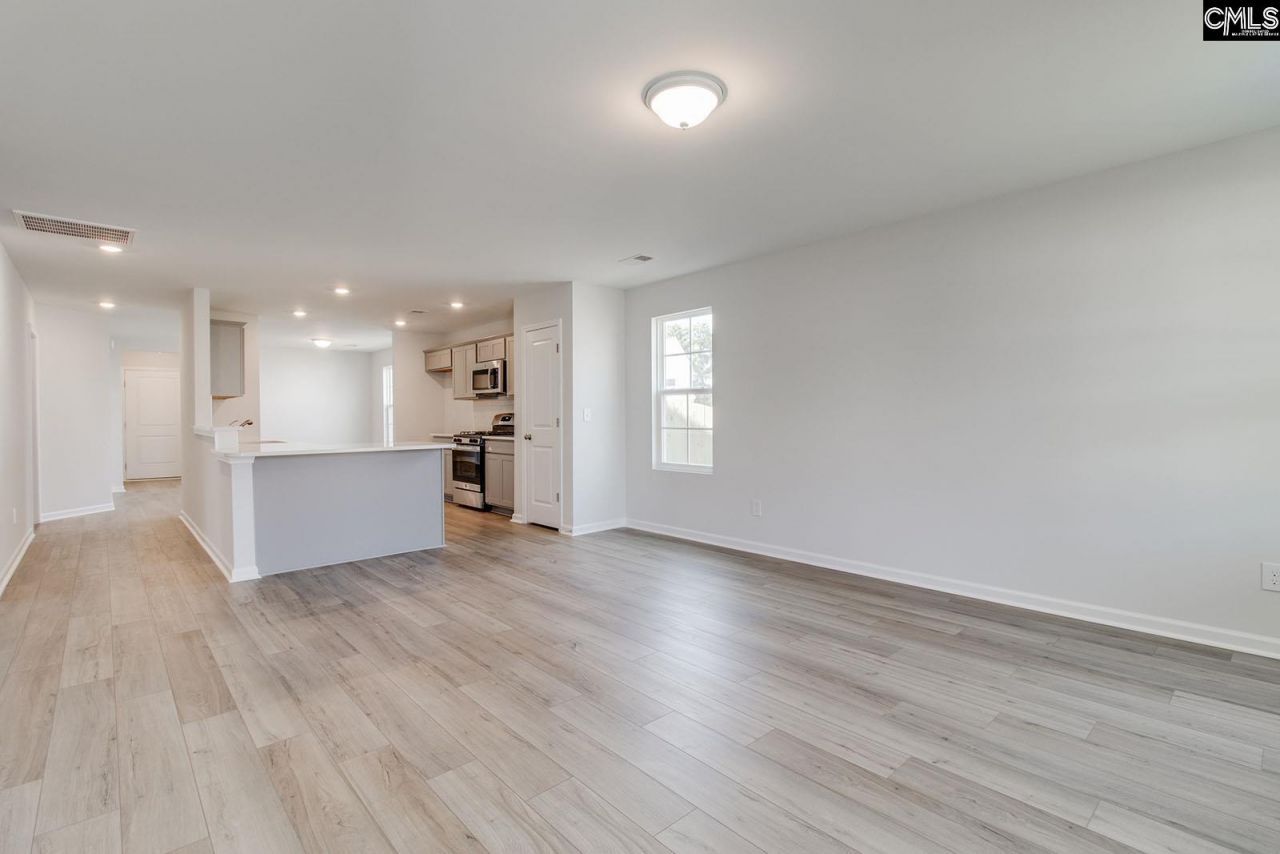 6011 Edgemont Court Photo 10