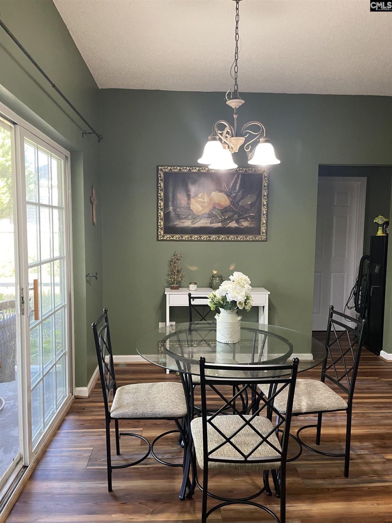 332 Buckthorne Drive  Photo 10