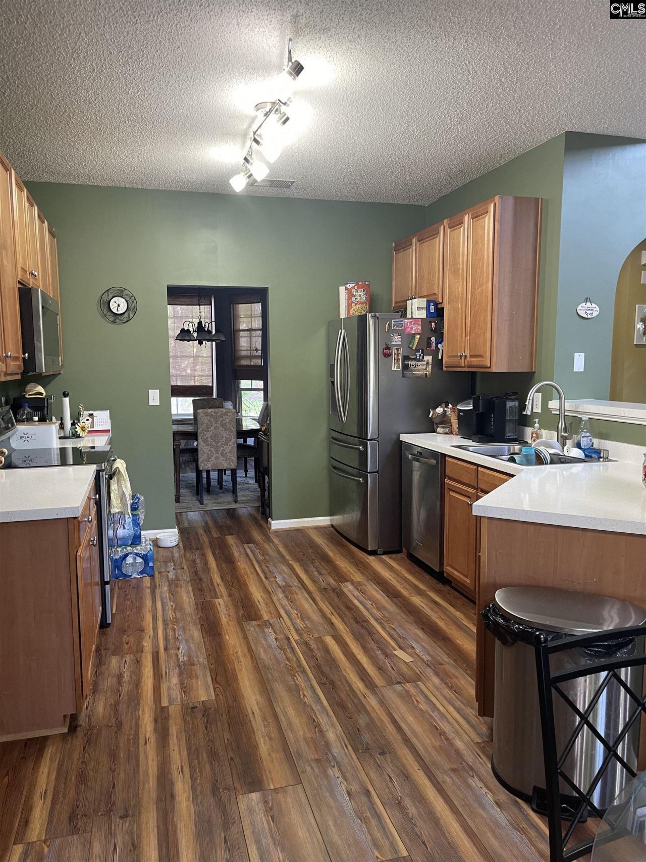 332 Buckthorne Drive  Photo 7