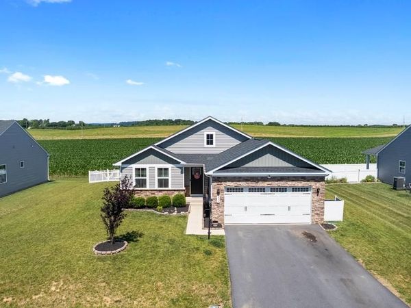 499 PERSPECTIVE PLACE, HEDGESVILLE, WV 25427