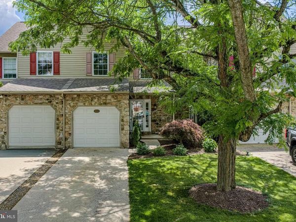1658 PINEWIND DRIVE , ALBURTIS, PA 18011