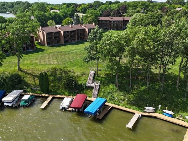 48315 Bayshore Drive, Van Buren Twp, MI 48111