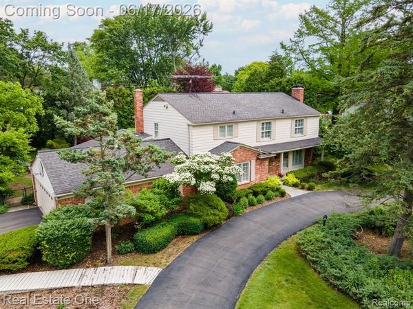 1632 Spotswood Drive , Bloomfield Hills, MI 48302