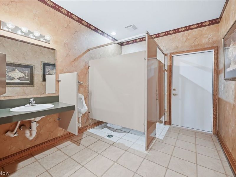 1948 S Lincoln Avenue , Unit 1, Salem, OH 44460 Photo 33