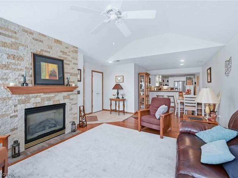 1948 S Lincoln Avenue , Unit 1, Salem, OH 44460 Photo 8