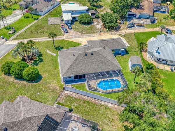 2005 Riviera Lane, Navarre, FL 32566