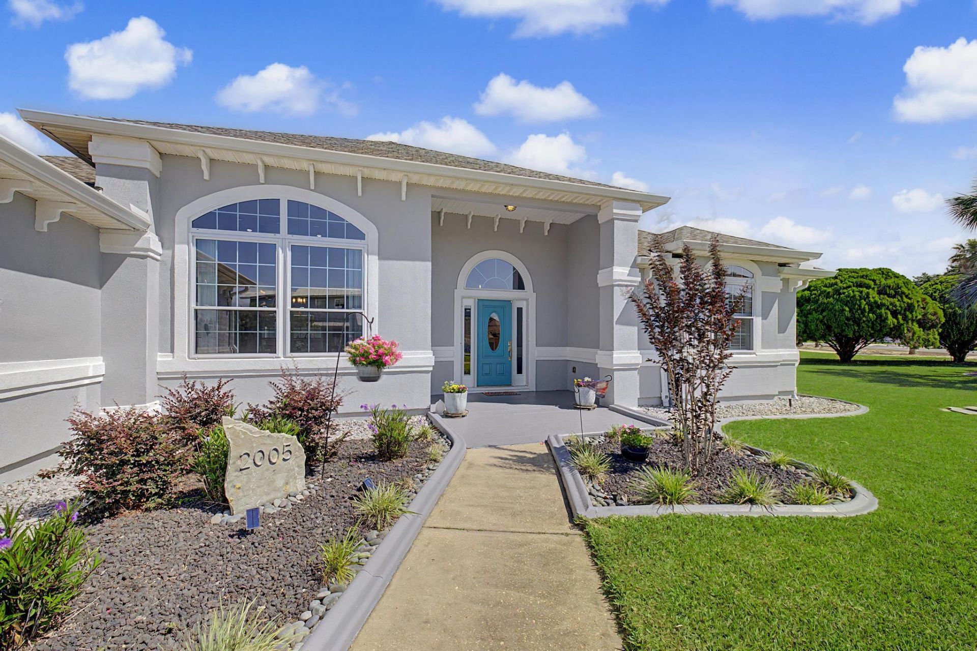 2005 Riviera Lane, Navarre, FL 32566 Main Photo