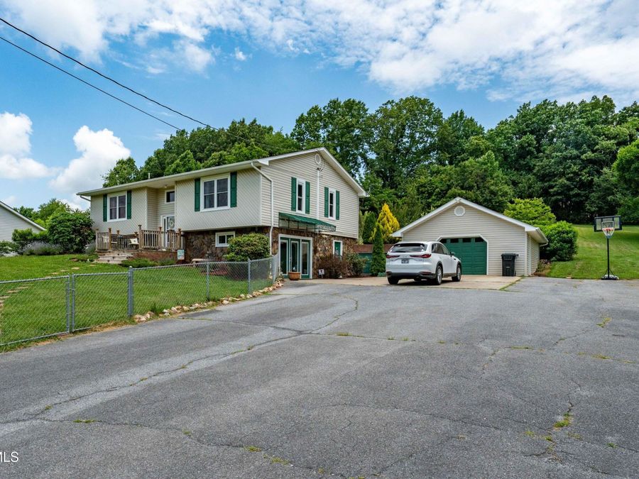 Property Image 40