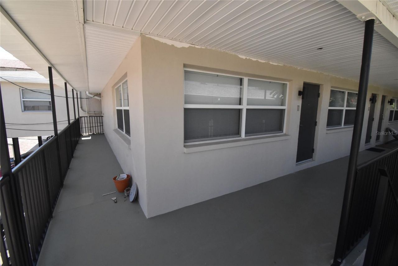 220 6th Avenue N, Unit 11, Saint Petersburg, FL 33701 Photo