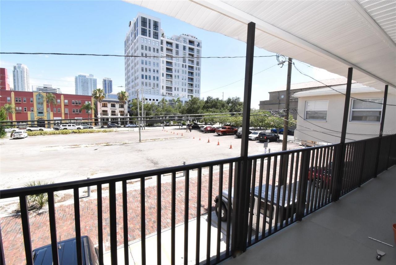 220 6th Avenue N, Unit 11, Saint Petersburg, FL 33701 Photo