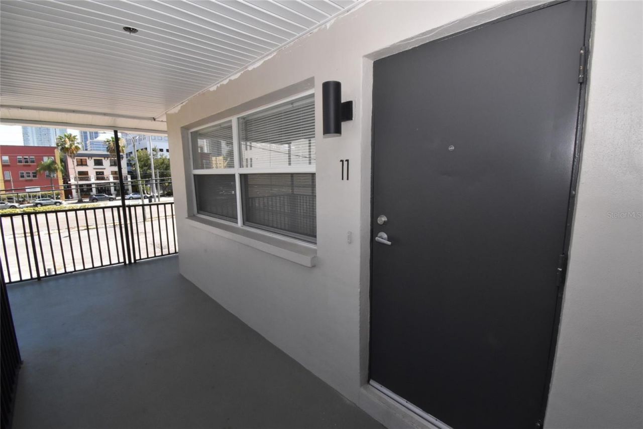 220 6th Avenue N, Unit 11, Saint Petersburg, FL 33701 Photo