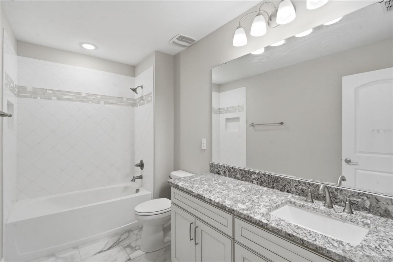 31707 Broadwater Avenue , Leesburg, FL 34748 Photo