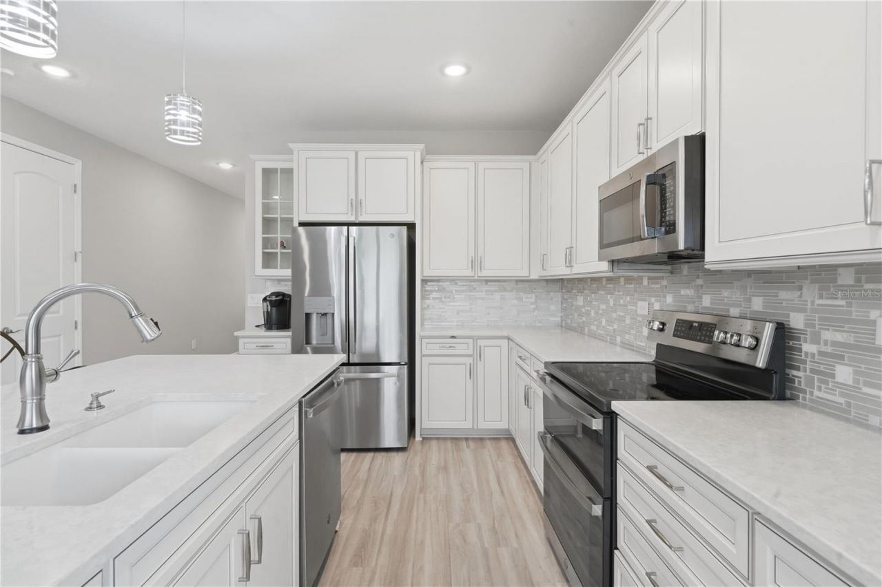 31707 Broadwater Avenue , Leesburg, FL 34748 Photo