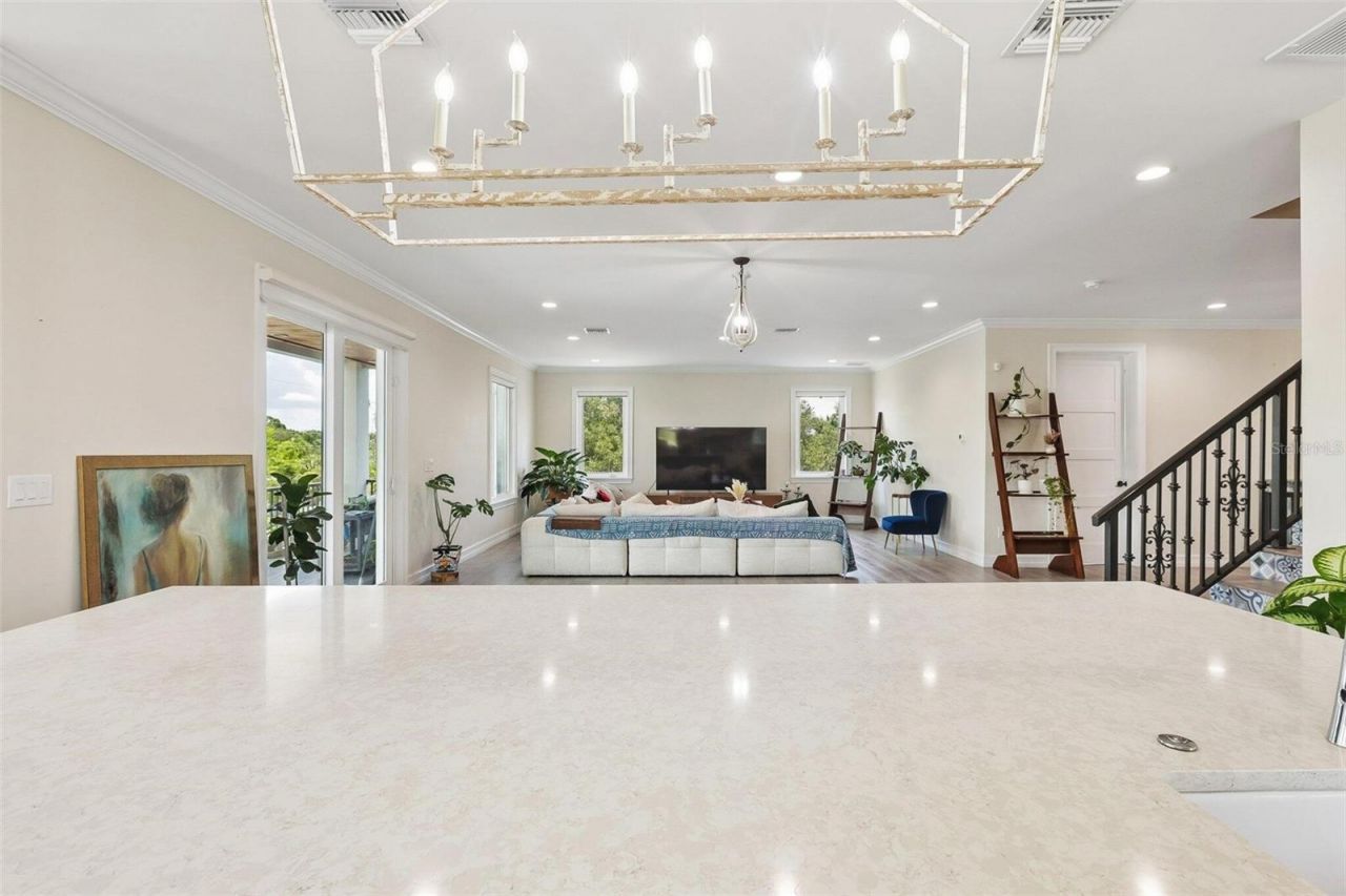 501 40th Avenue Ne, Saint Petersburg, FL 33703 Photo