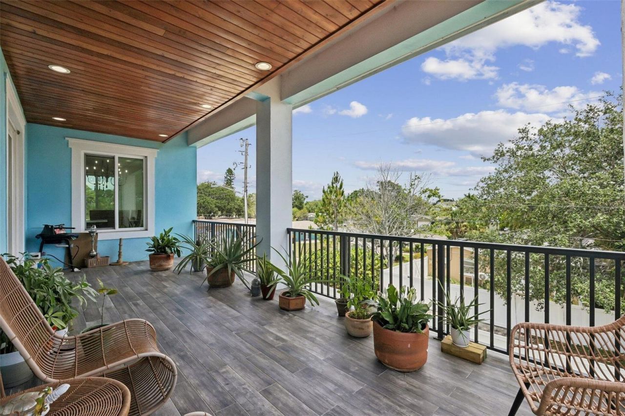 501 40th Avenue Ne, Saint Petersburg, FL 33703 Photo