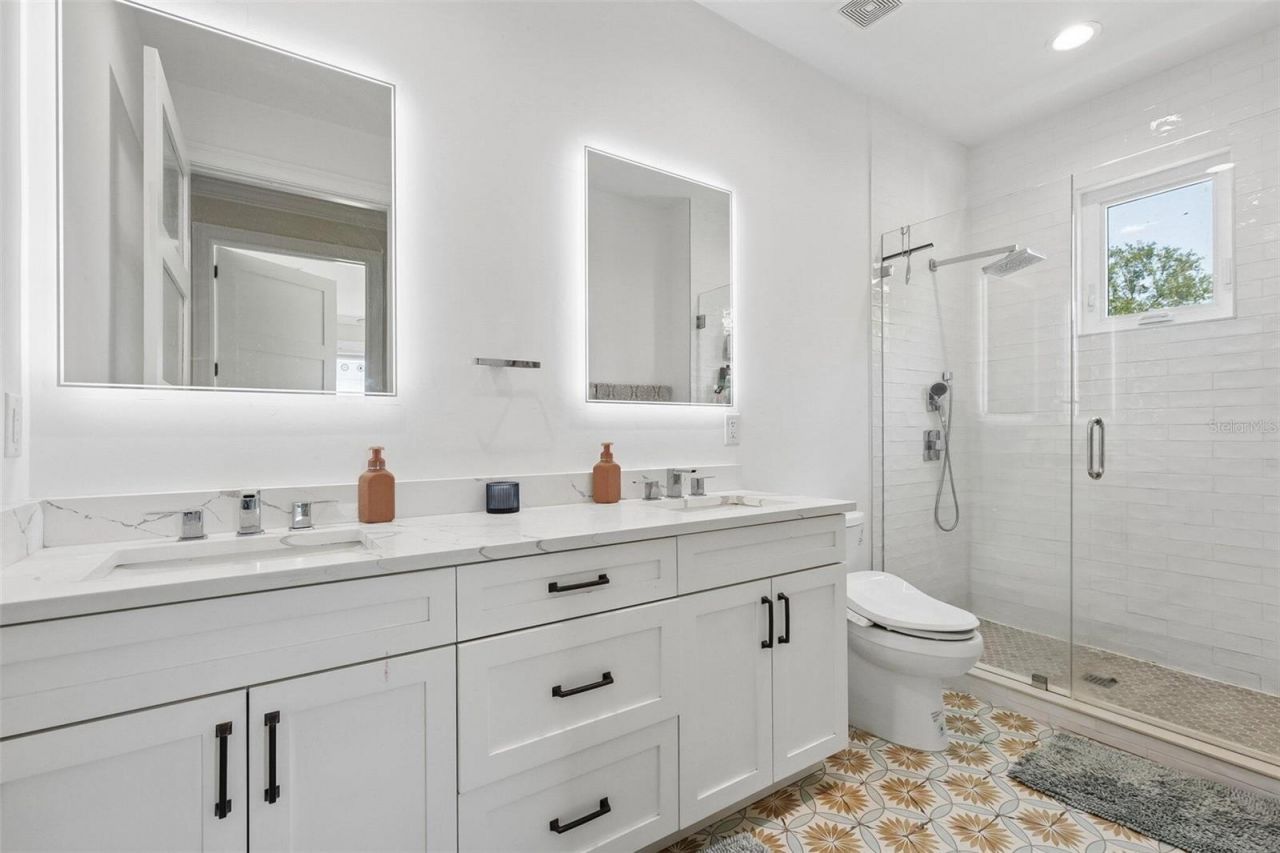 501 40th Avenue Ne, Saint Petersburg, FL 33703 Photo