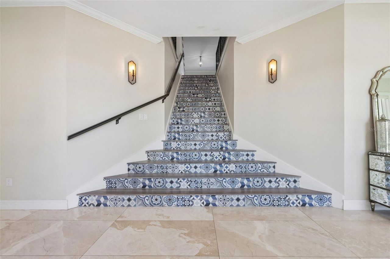 501 40th Avenue Ne, Saint Petersburg, FL 33703 Photo