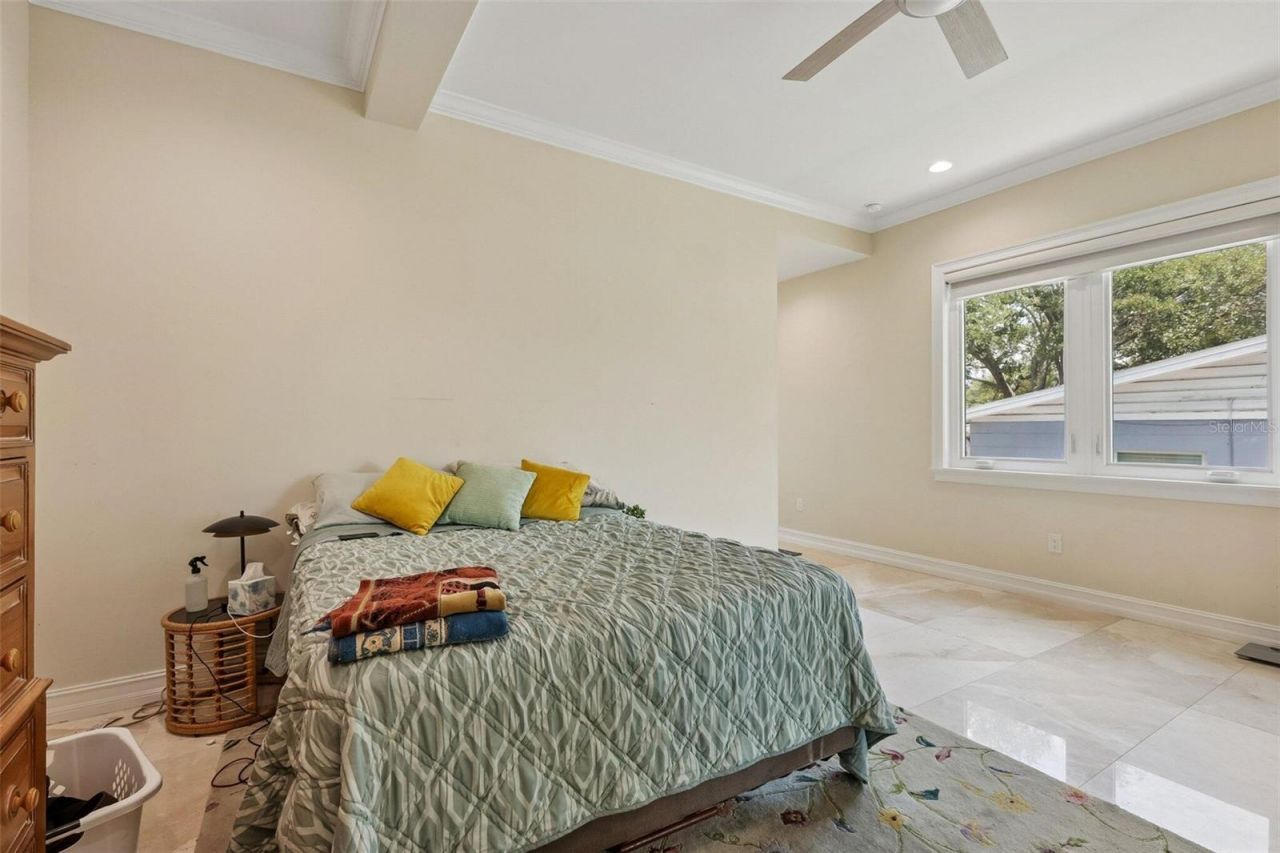501 40th Avenue Ne, Saint Petersburg, FL 33703 Photo